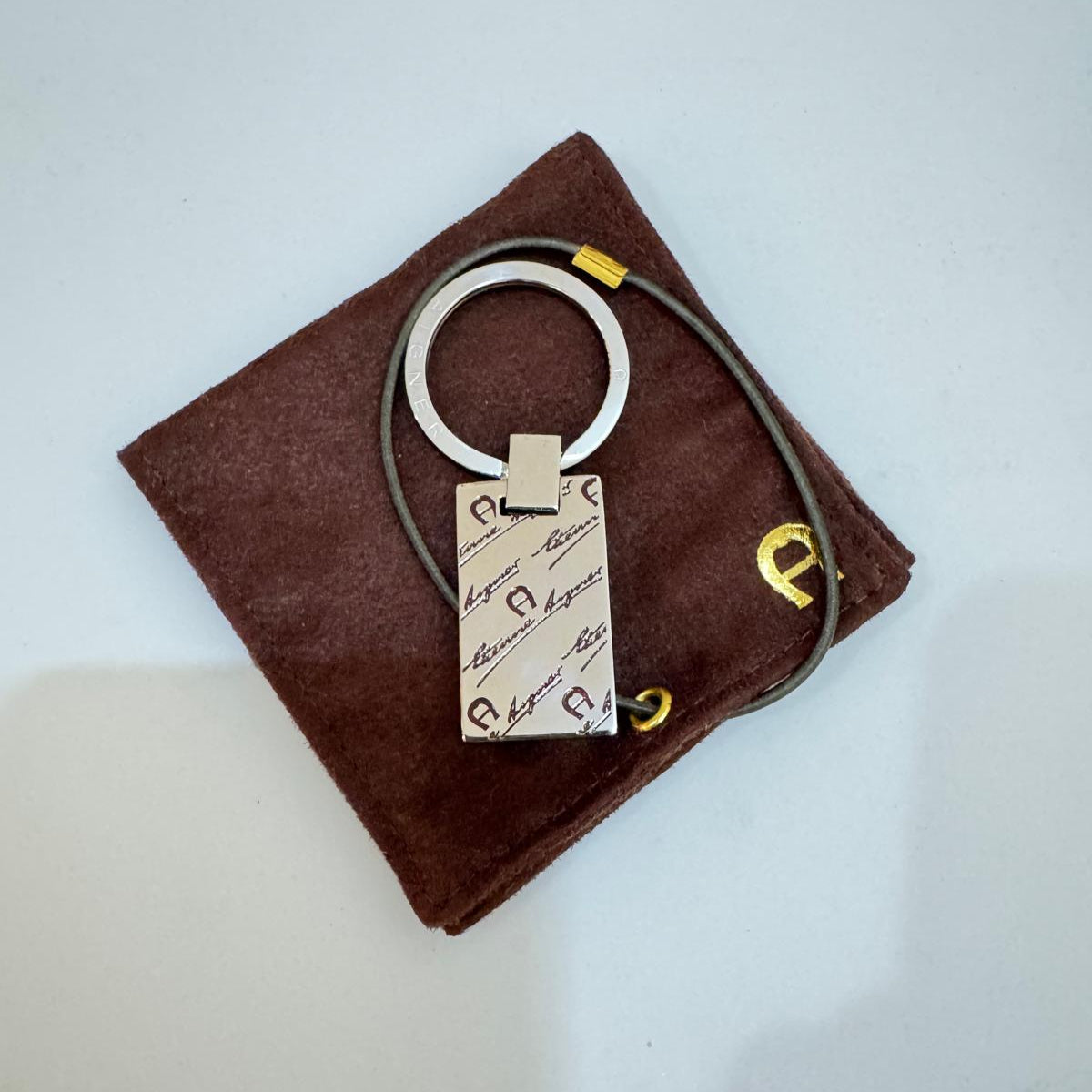 Aigner NECKLACE SMALL KEY RING/BAG HOLDER A00762 new pack peace