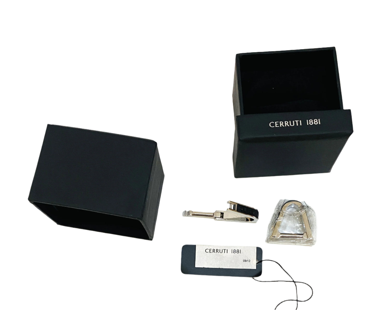 CERRUTI 1881 Cufflinks RH91169N Elio Silver Stainless Steel niche Cufflink with cerruti logo on black for Men