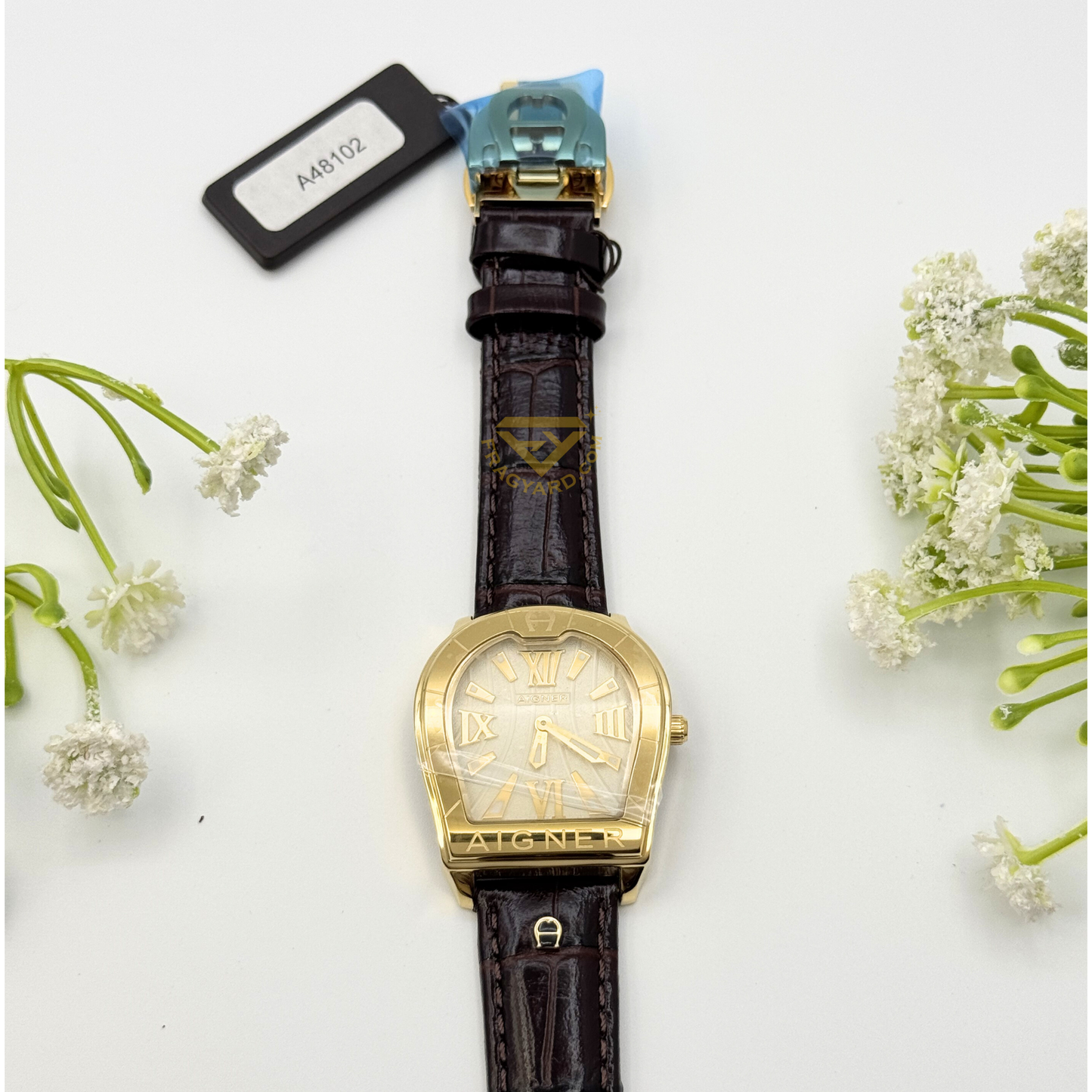 Aigner A48102 New Verona Ladies wrist watch Gold plated Genuine leather strap