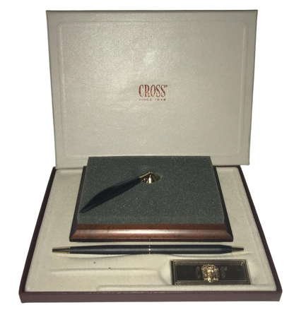 Cross Single Desk set 5607 mahogany finish base with classic black ball point pen original guarantee