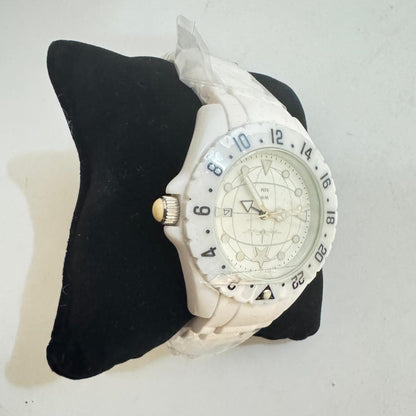 02 oxygen 02 travel time watch white strap unisex