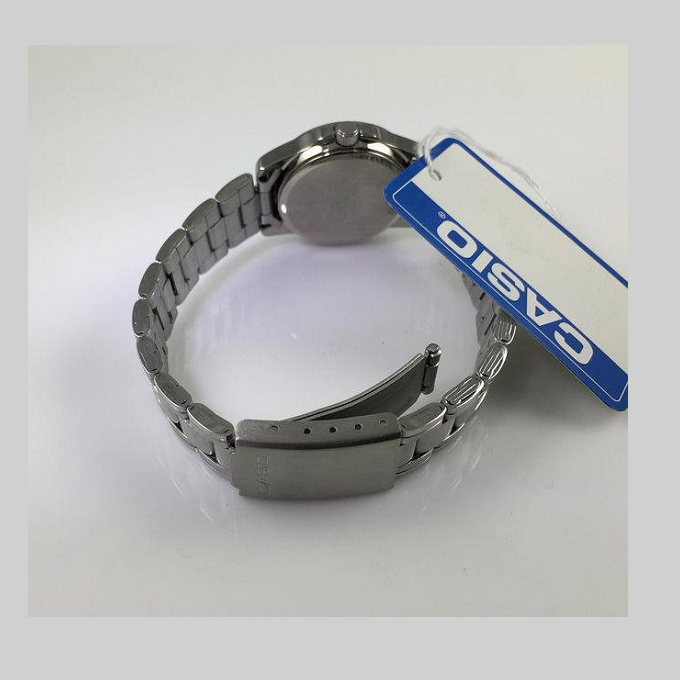 Casio LTP1215A-1ADF Analog women&nbsp; Classic Stainless Steel Watch